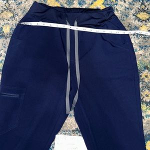 PETITE small navy figs joggers